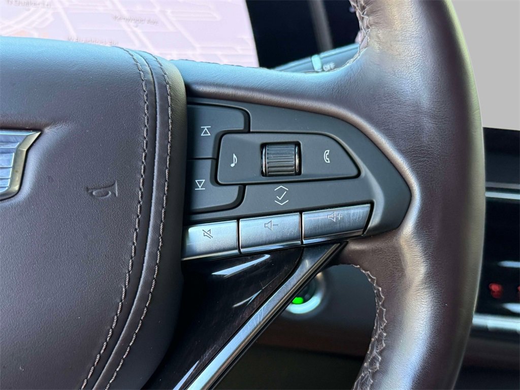 Used 2024 Cadillac Escalade ESV Sport Platinum w/ LPO, ONYX Package image 33