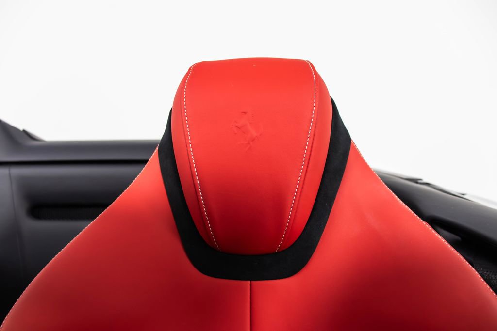 Certified 2025 Ferrari Roma Spider RWD image 49