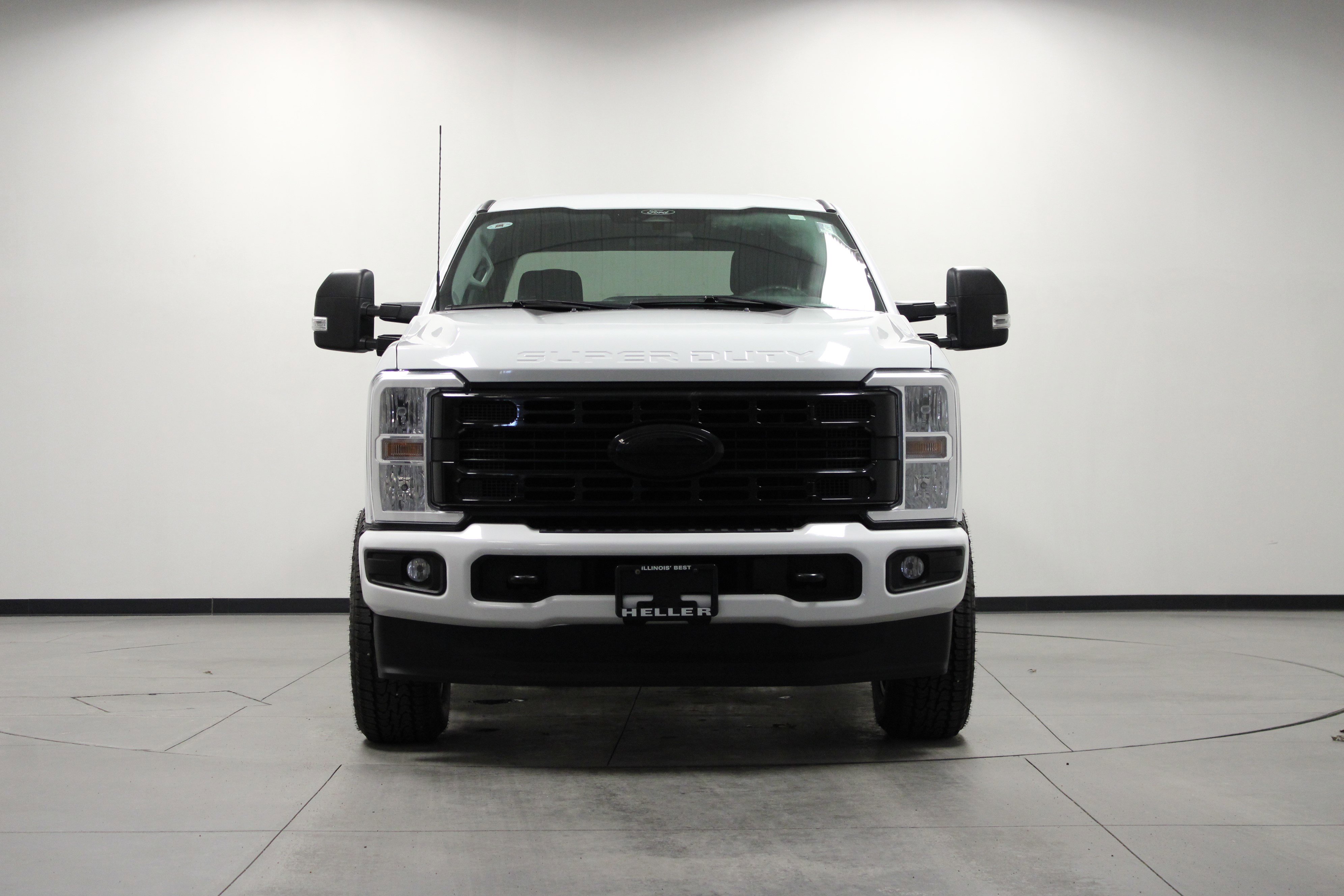 Used 2024 Ford F250 XLT image 9
