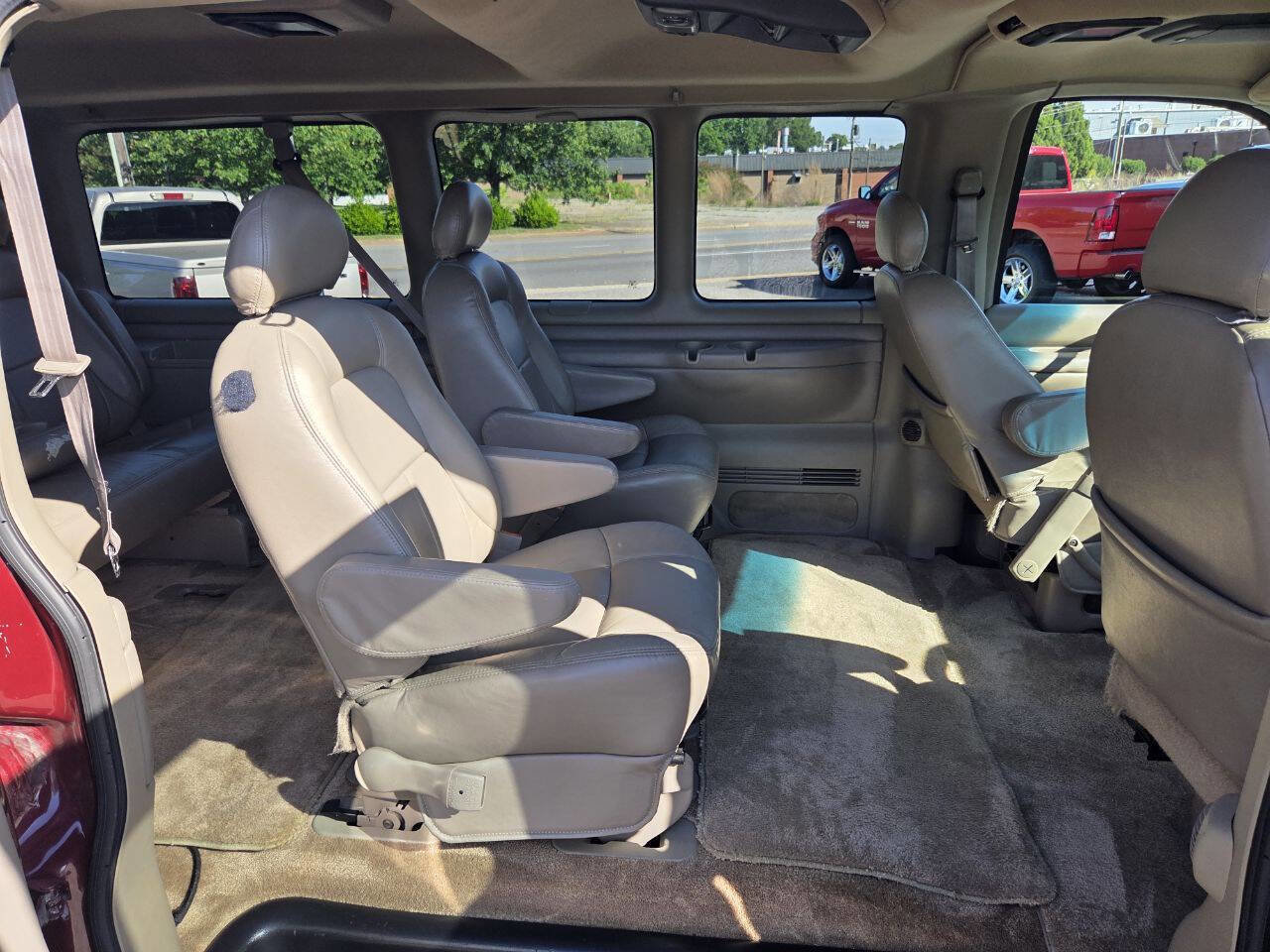 Used 2001 GMC Savana 1500 SLT RWD image 13