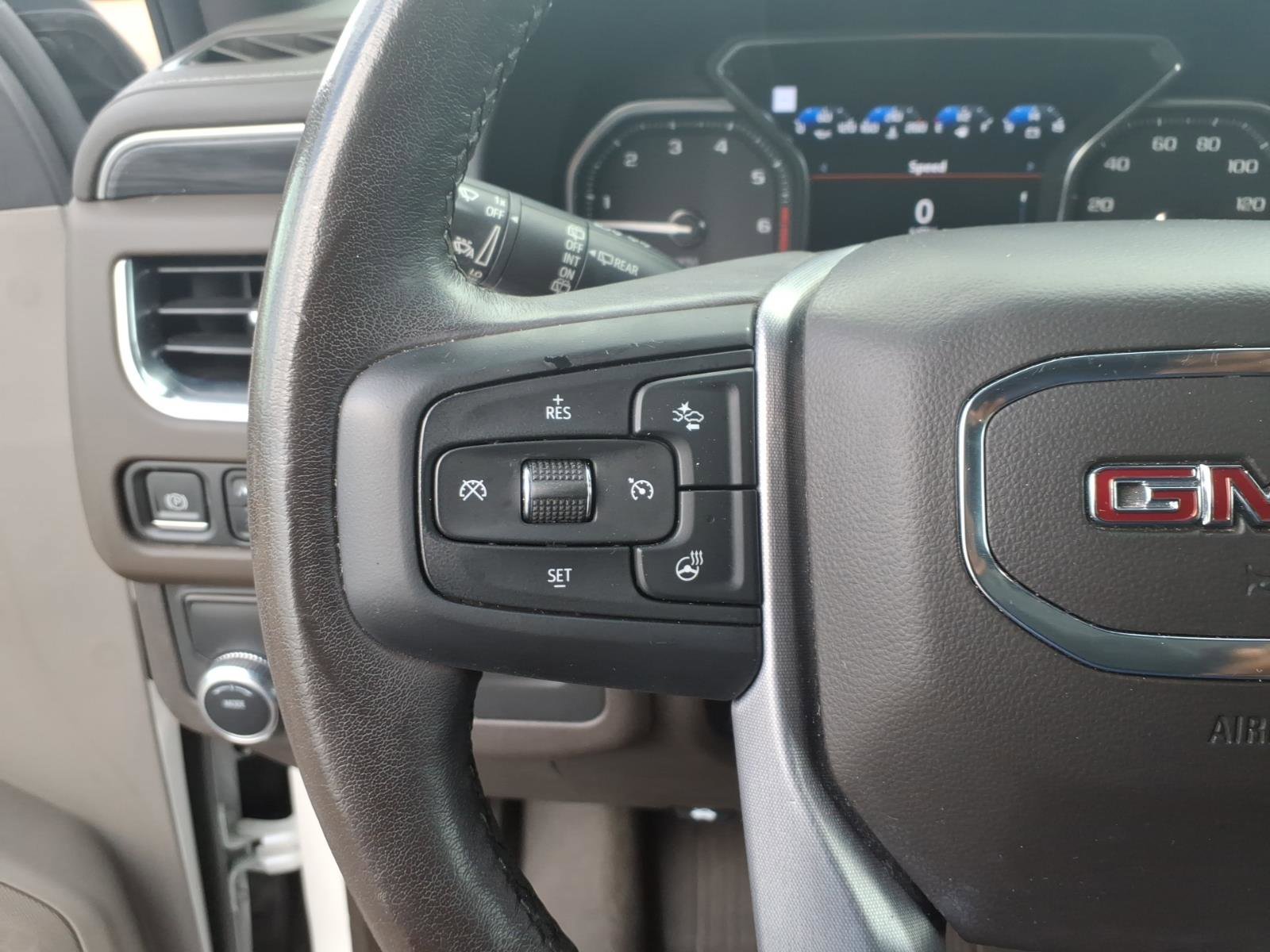 Used 2021 GMC Yukon SLT w/ SLT Premium Package RWD image 11