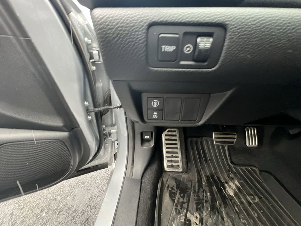 Used 2022 Honda Accord Sport image 17