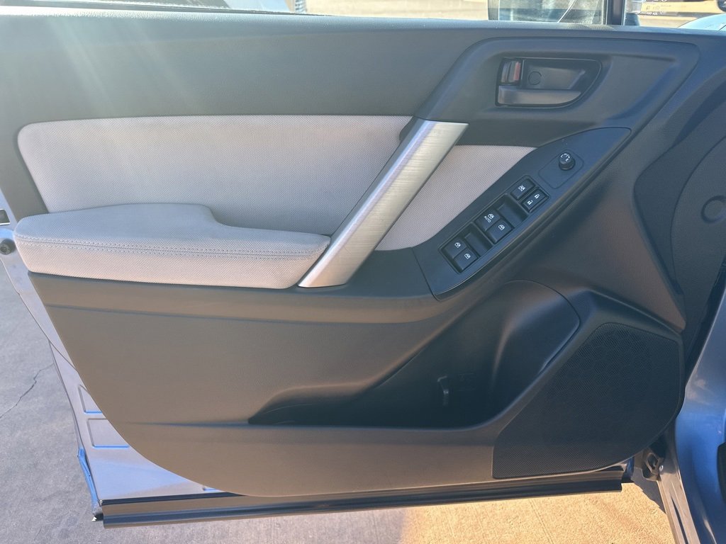 Used 2015 Subaru Forester 2.5i Premium image 19