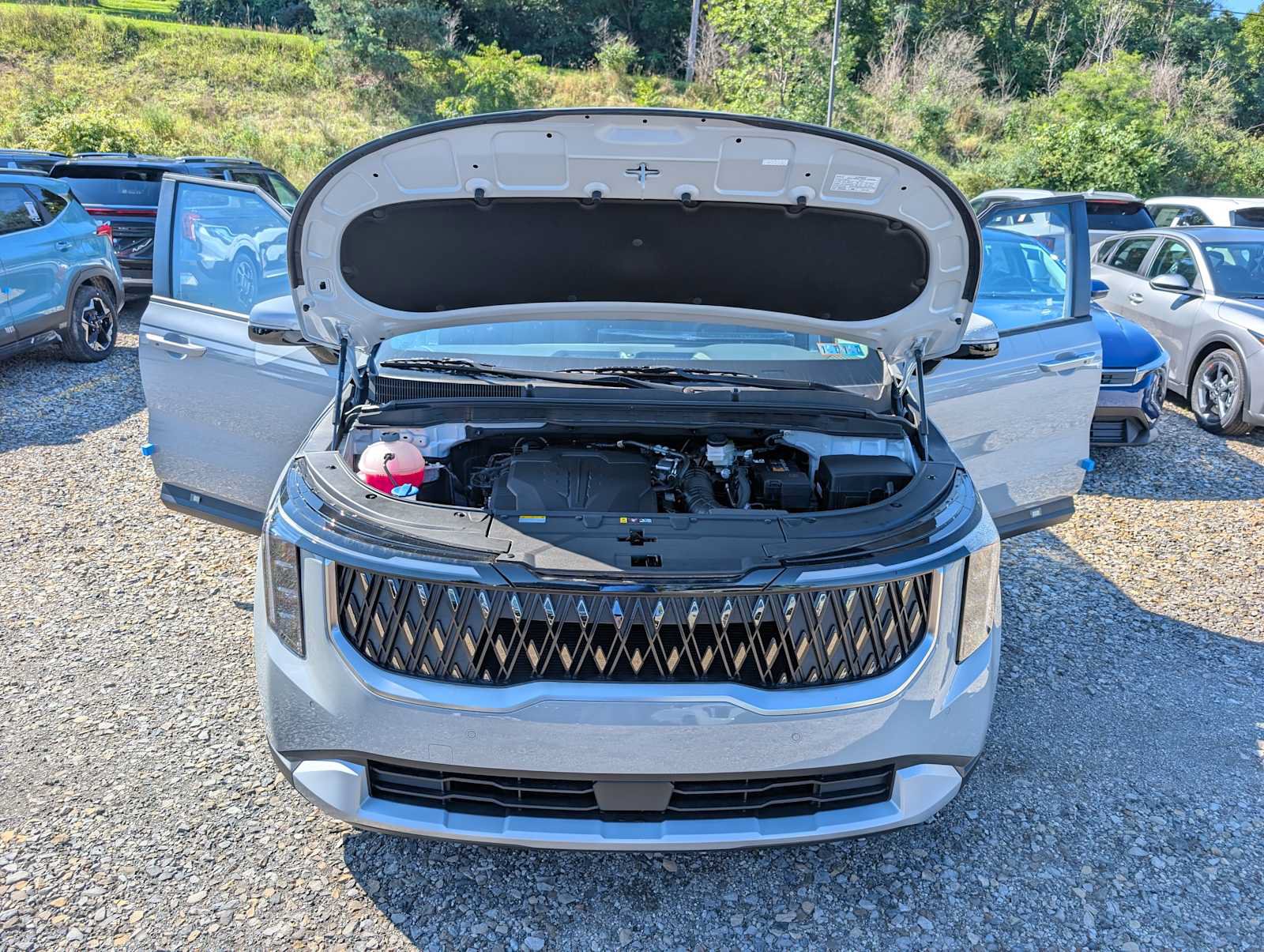 New 2027 Kia Carnival FWD image 10