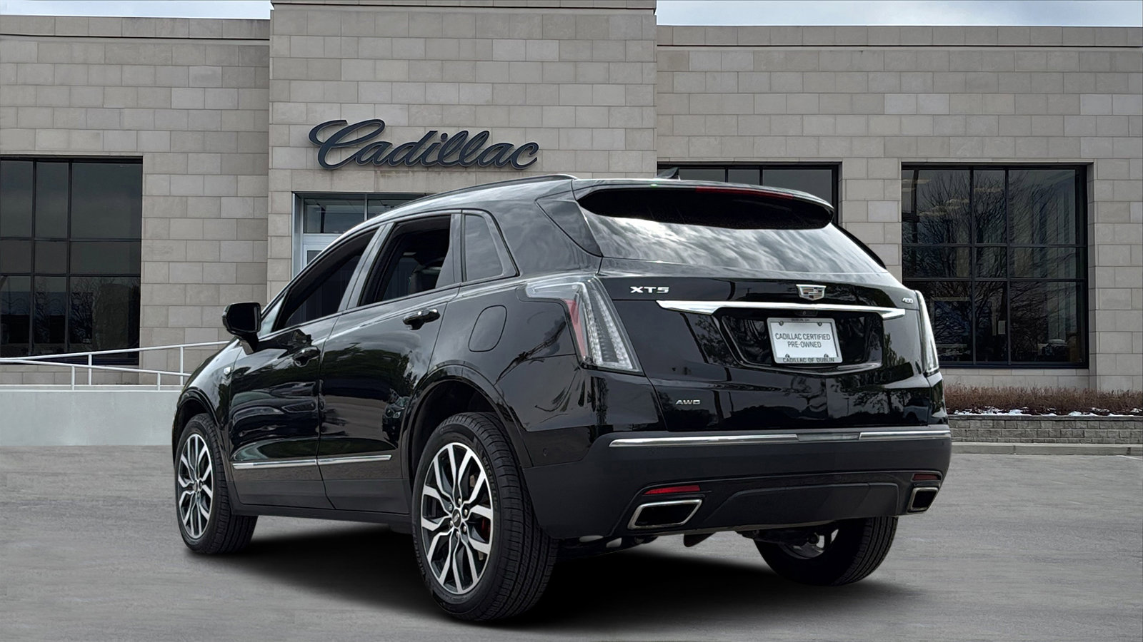 Certified 2022 Cadillac XT5 Sportv w/ Technology Package AWD/4WD image 4