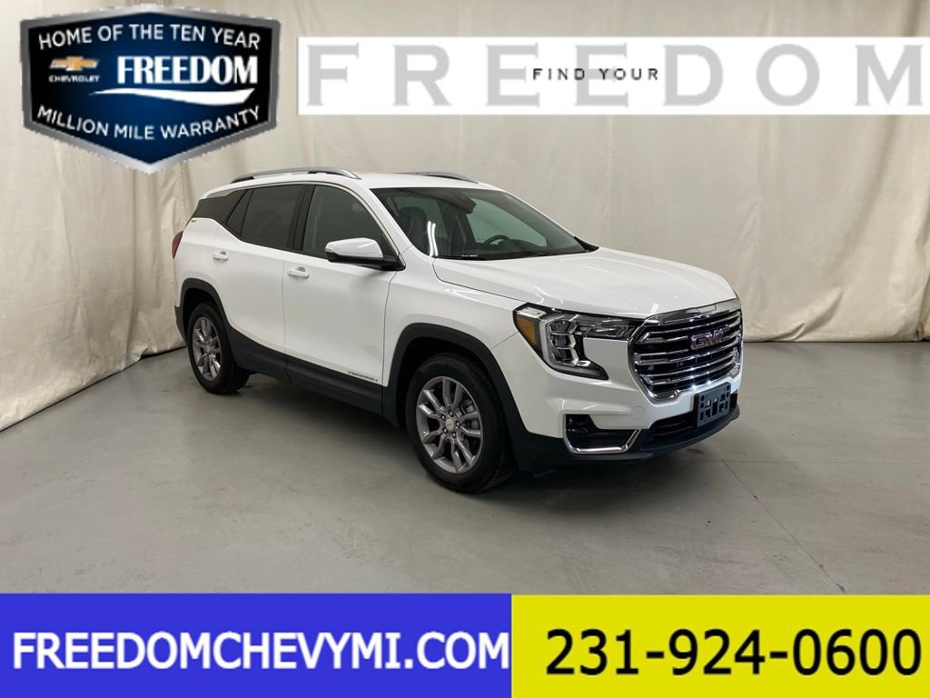 Used 2024 GMC Terrain SLT