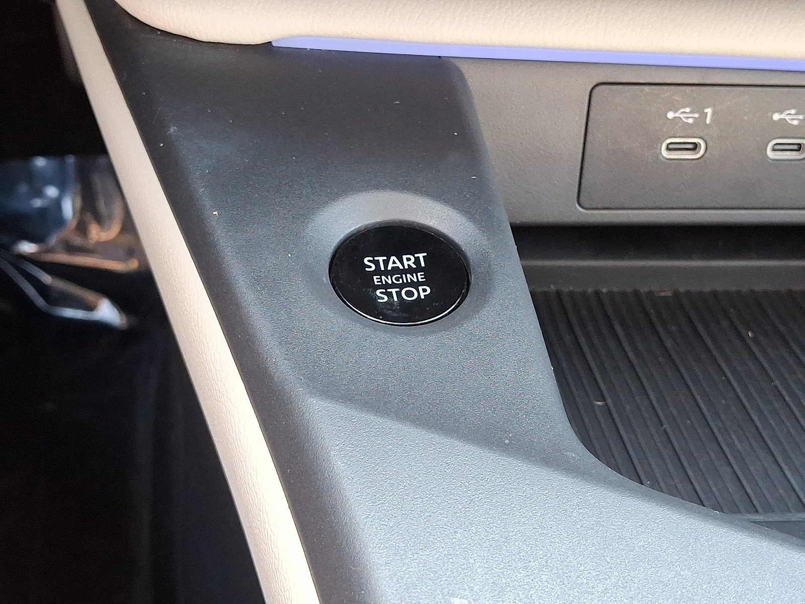 Used 2026 Nissan Sentra SL w/ Floor Mat Package FWD image 23