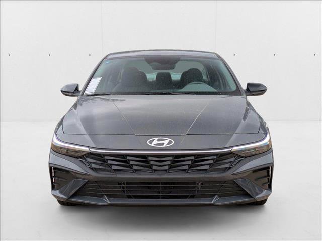 New 2025 Hyundai Elantra SEL image 6