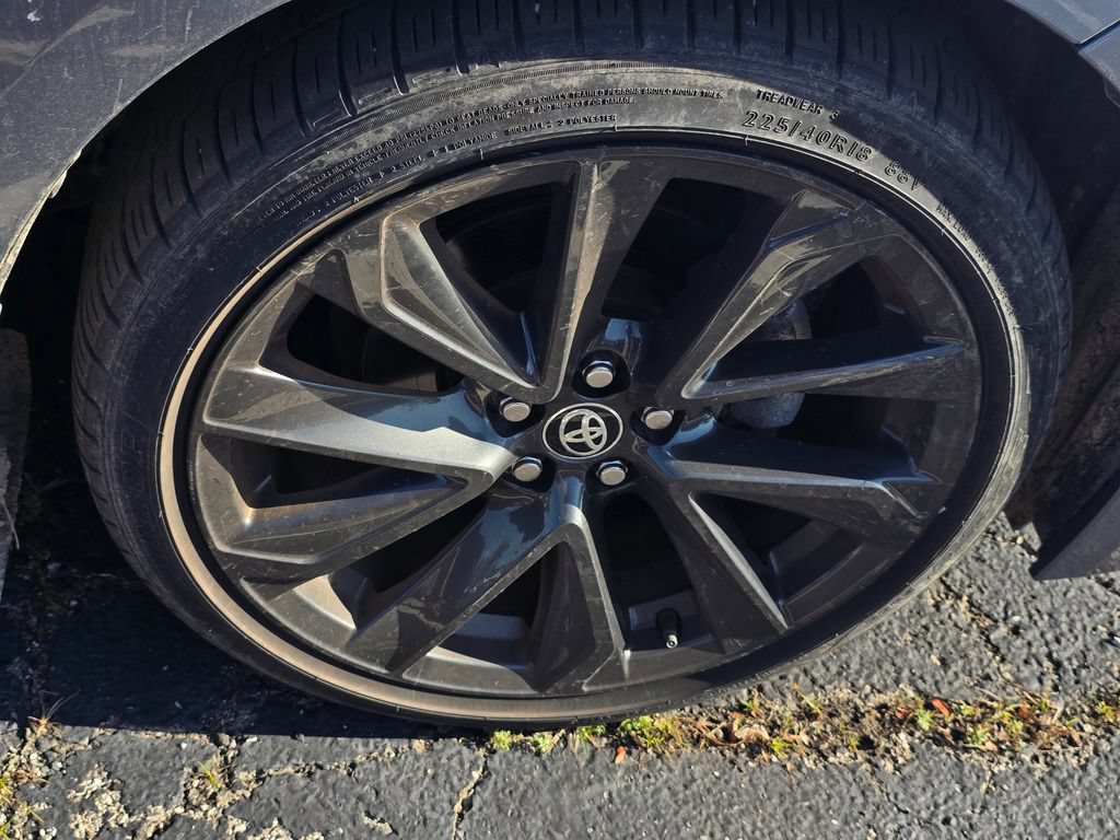 Certified 2024 Toyota Corolla SE FWD image 20