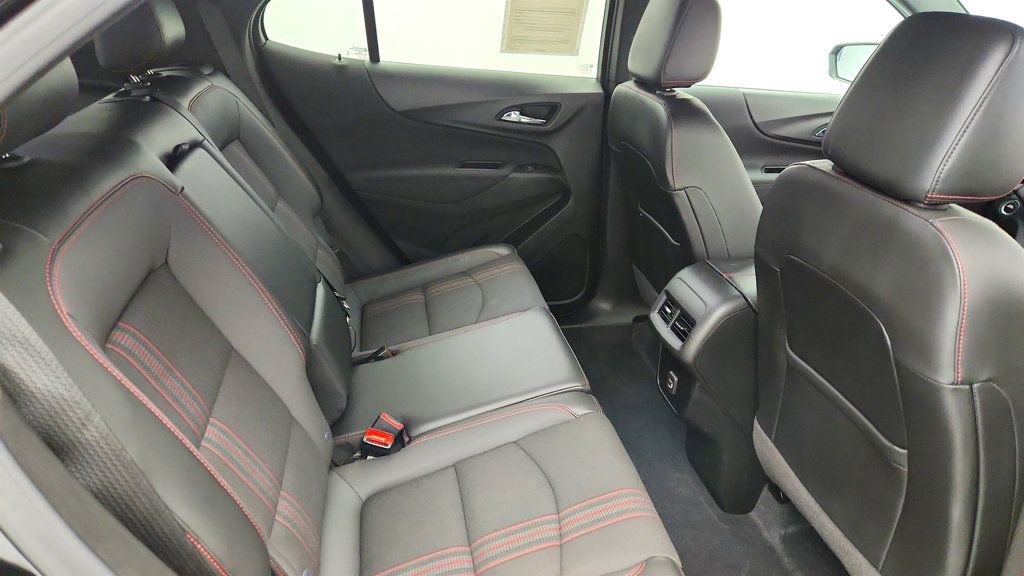 Used 2022 Chevrolet Equinox RS w/ LPO, Floor Liner Package image 21