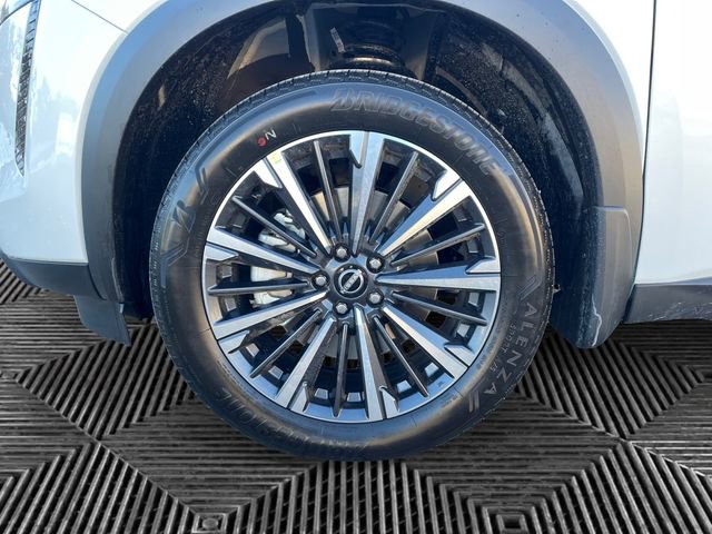 New 2026 Nissan Pathfinder Platinum w/ Cargo Package image 14