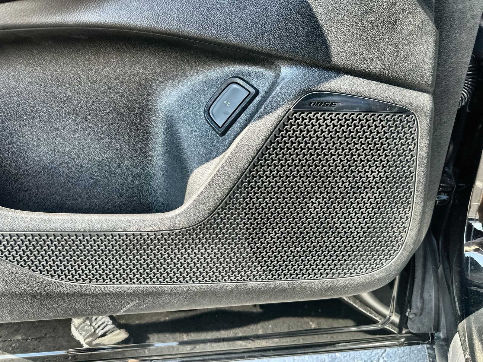 New 2025 Chevrolet Blazer EV RS image 23