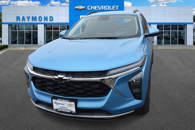 New 2026 Chevrolet Trax LT w/ LPO, Blackout Package image 8