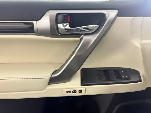 Used 2023 Lexus GX 460 Premium AWD/4WD image 18