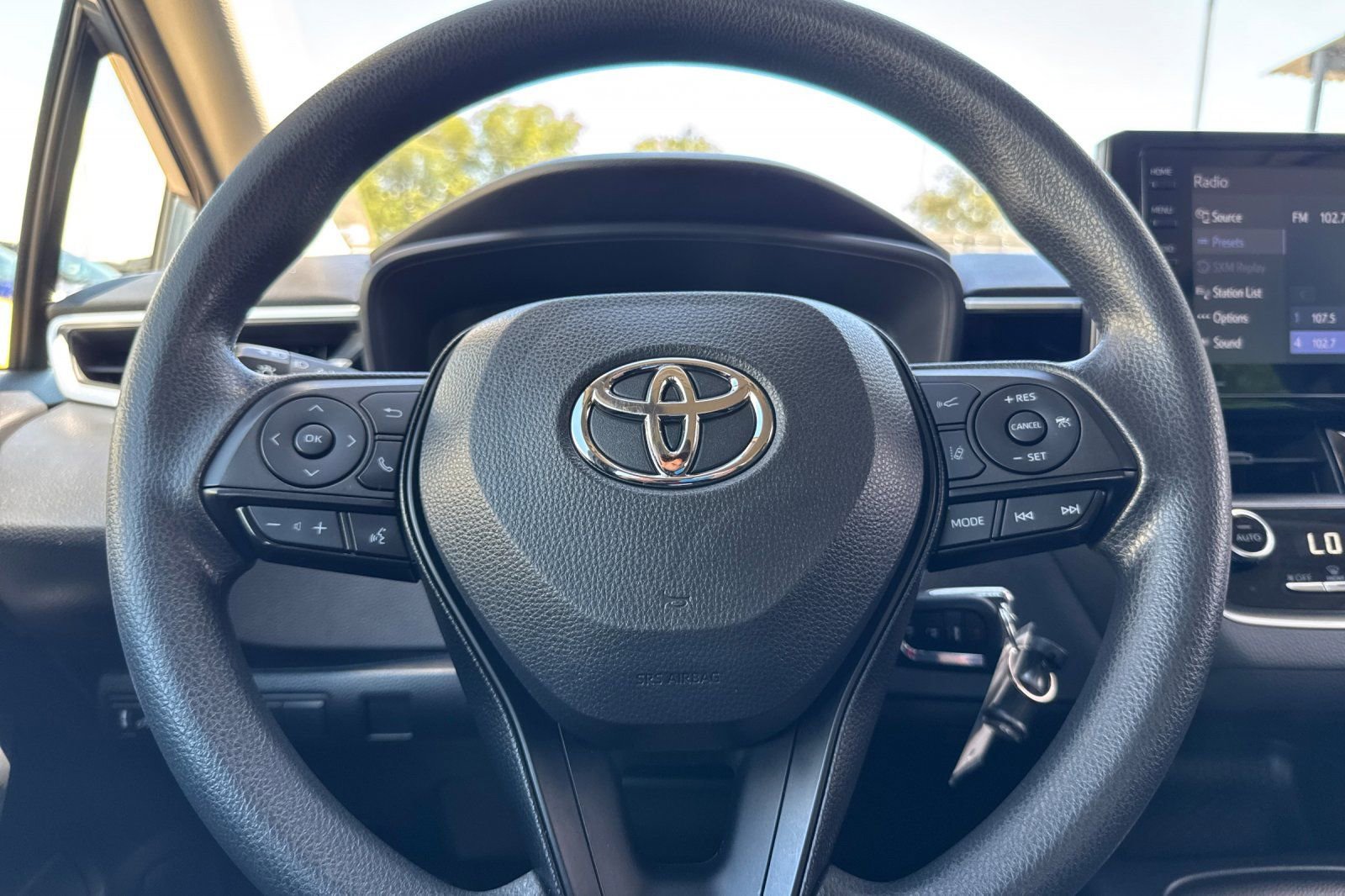 Used 2022 Toyota Corolla LE image 20
