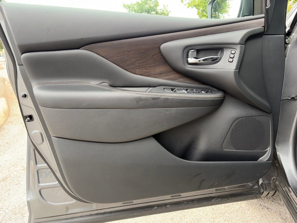 Used 2024 Nissan Murano Platinum w/ Cargo Package FWD image 20