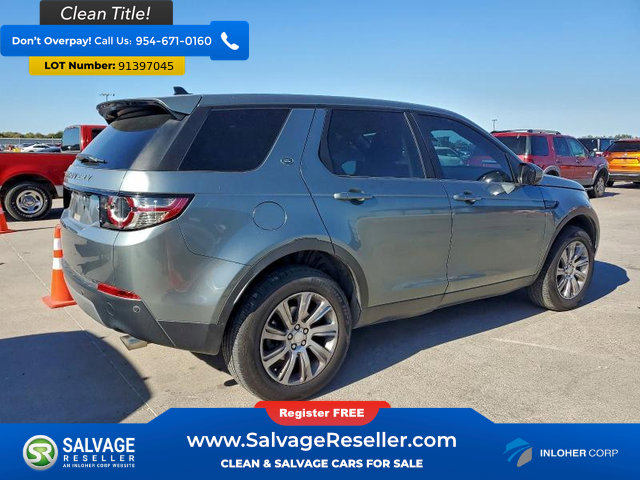 Used 2016 Land Rover Discovery Sport SE image 4