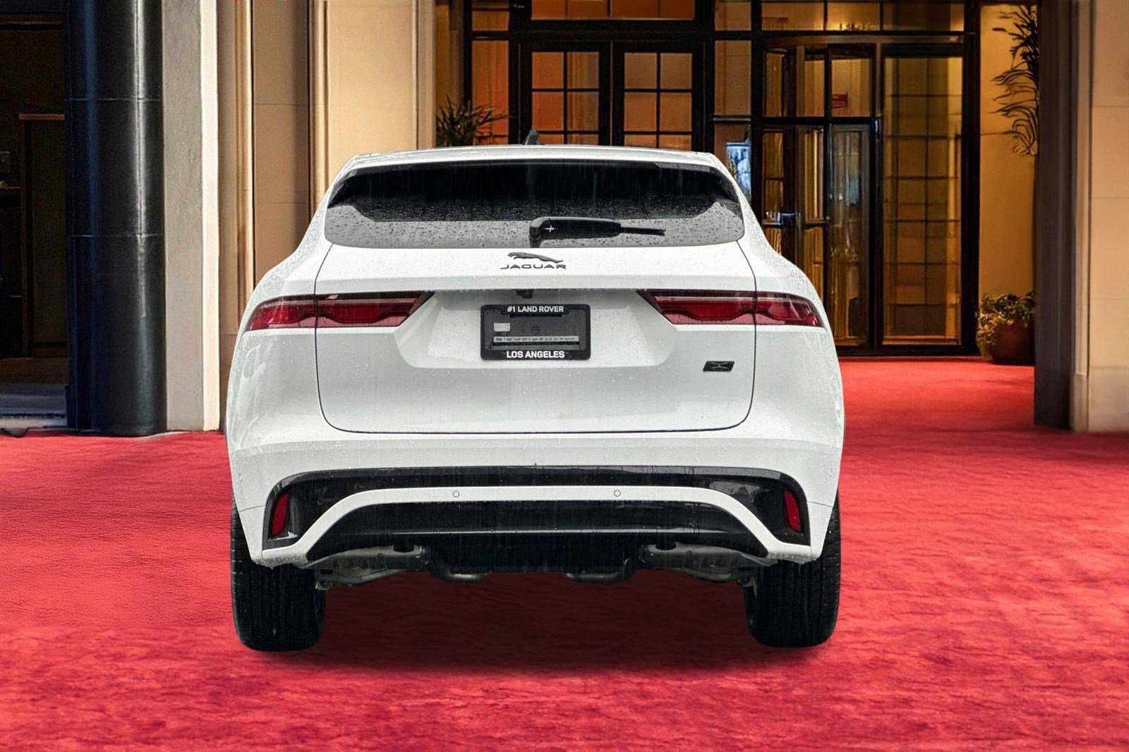 New 2026 Jaguar F-PACE R-Dynamic S image 9