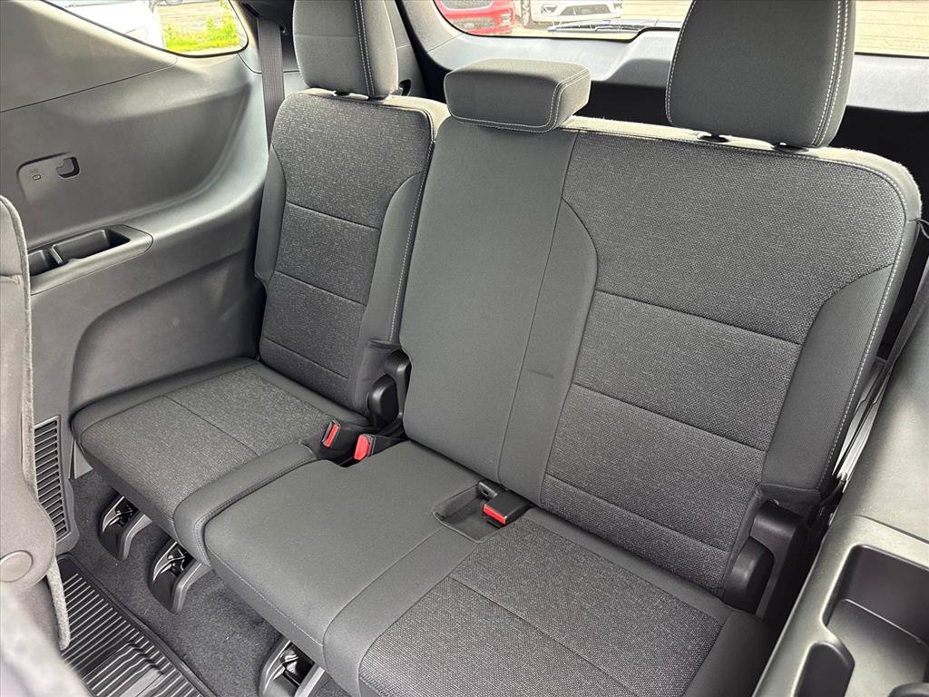Used 2026 Chevrolet Traverse LT w/ Driver Confidence Package FWD image 10