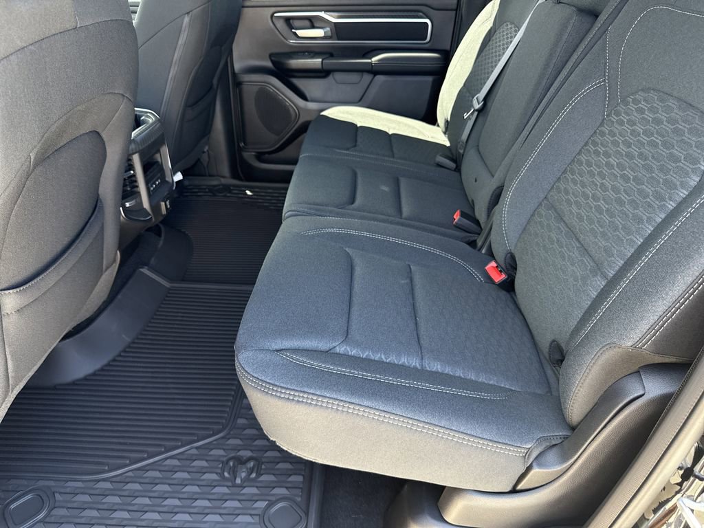 New 2026 RAM 1500 4x4 Crew Cab image 24