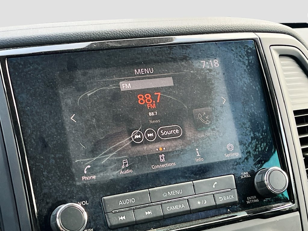 Used 2024 Nissan Titan SV AWD/4WD image 14