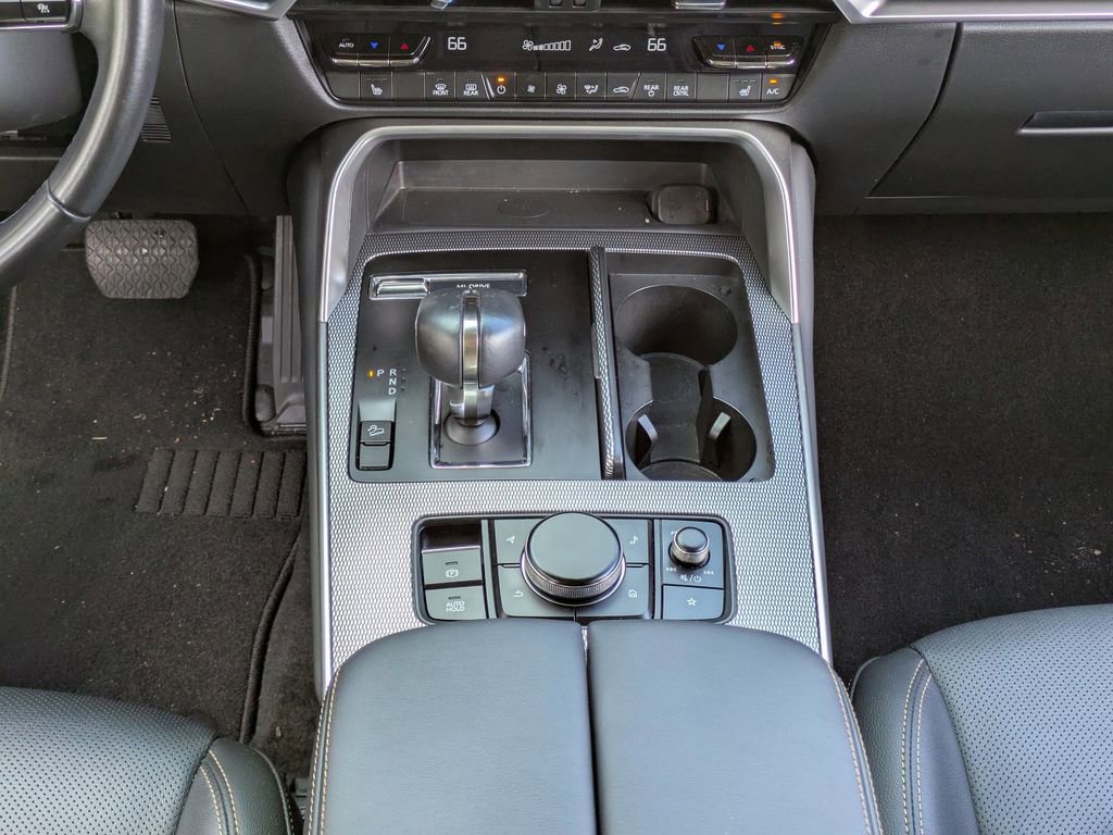 Used 2024 MAZDA CX-90 3.3 Turbo w/ Premium Package image 17