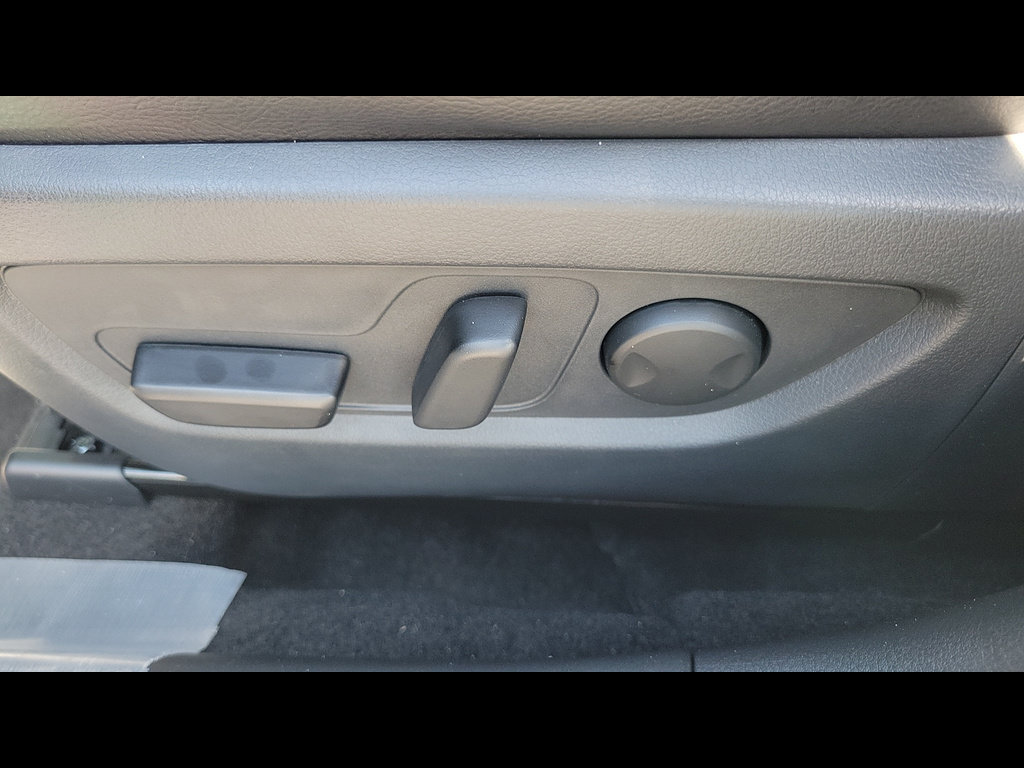 New 2026 MAZDA CX-50 AWD 2.5 S w/ Cargo Package image 17