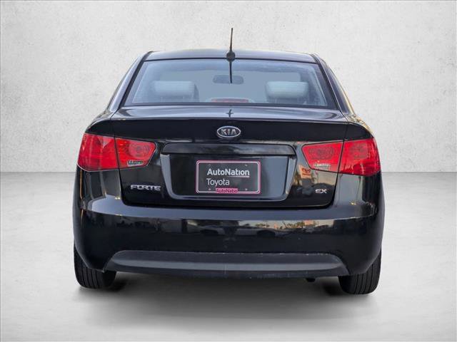 Used 2013 Kia Forte EX image 7