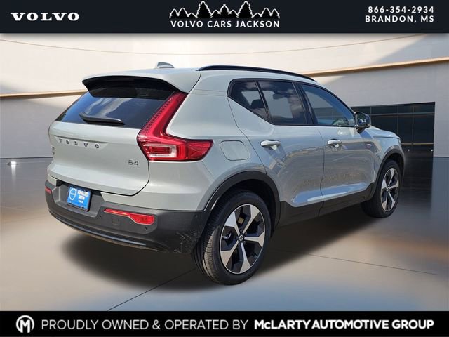 New 2026 Volvo XC40 B4 Plus w/ Protection Package Premier image 4