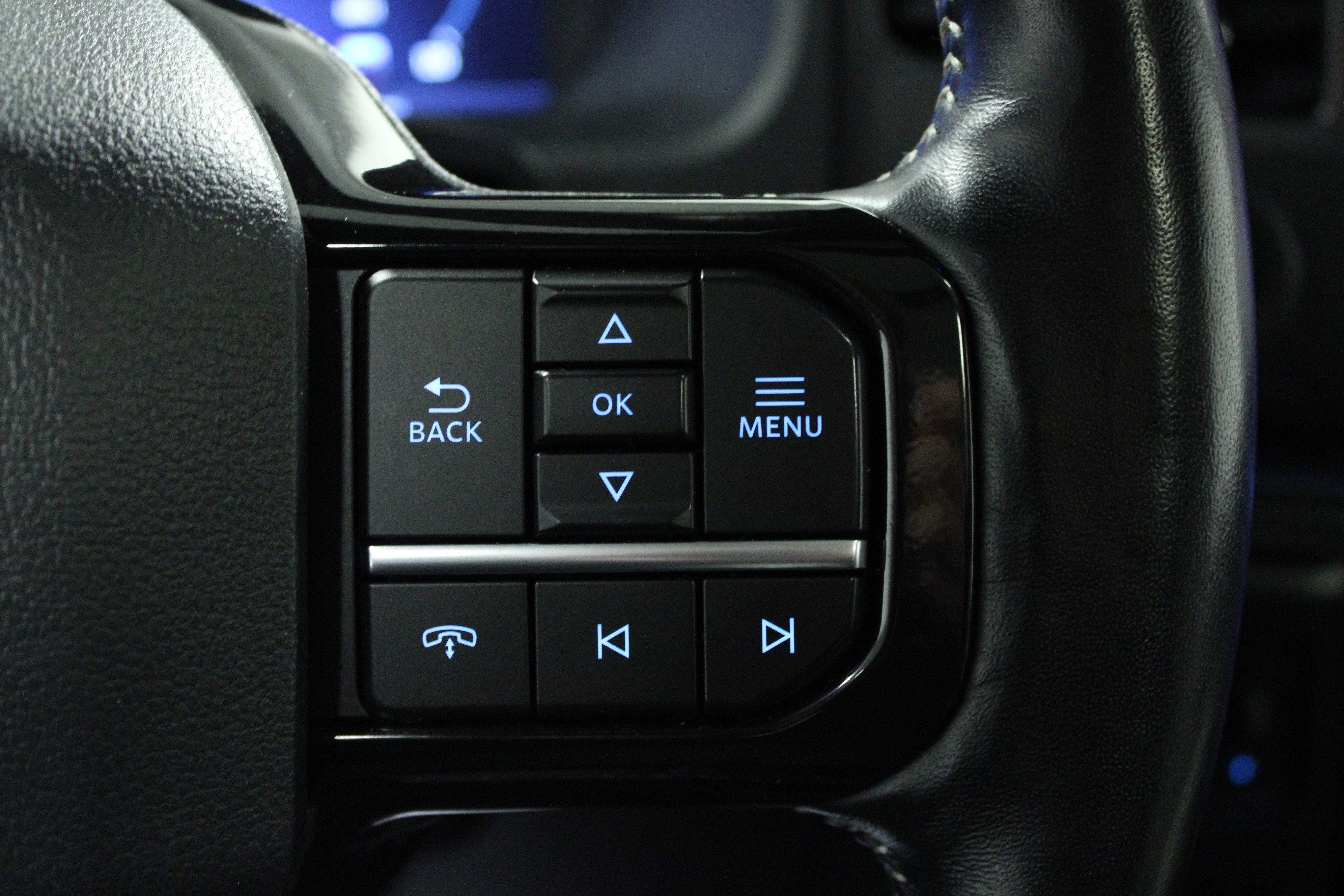 Used 2023 Ford F150 Lightning Platinum image 21