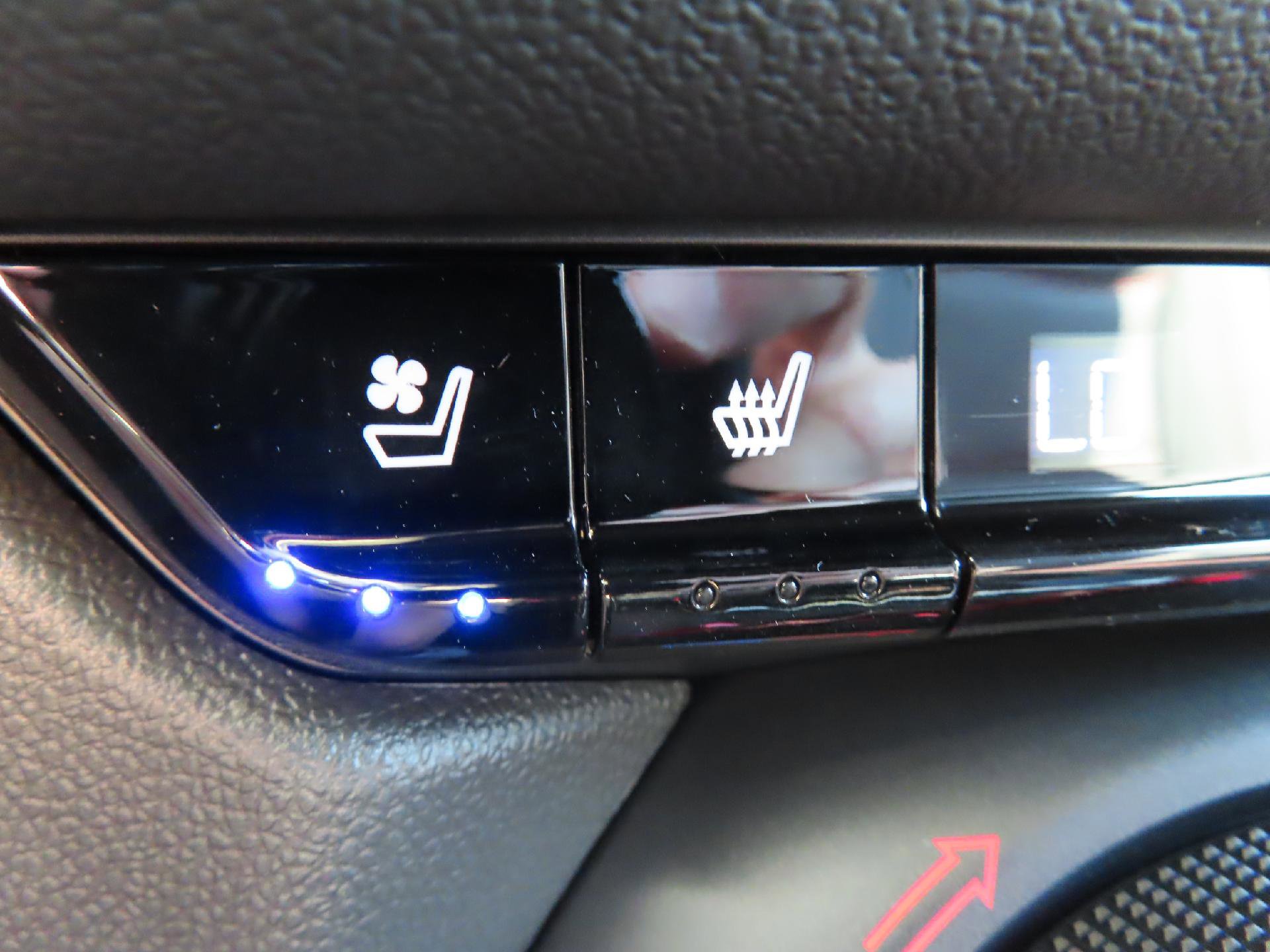 New 2025 Chevrolet Blazer RS w/ Driver Confidence II Package image 32