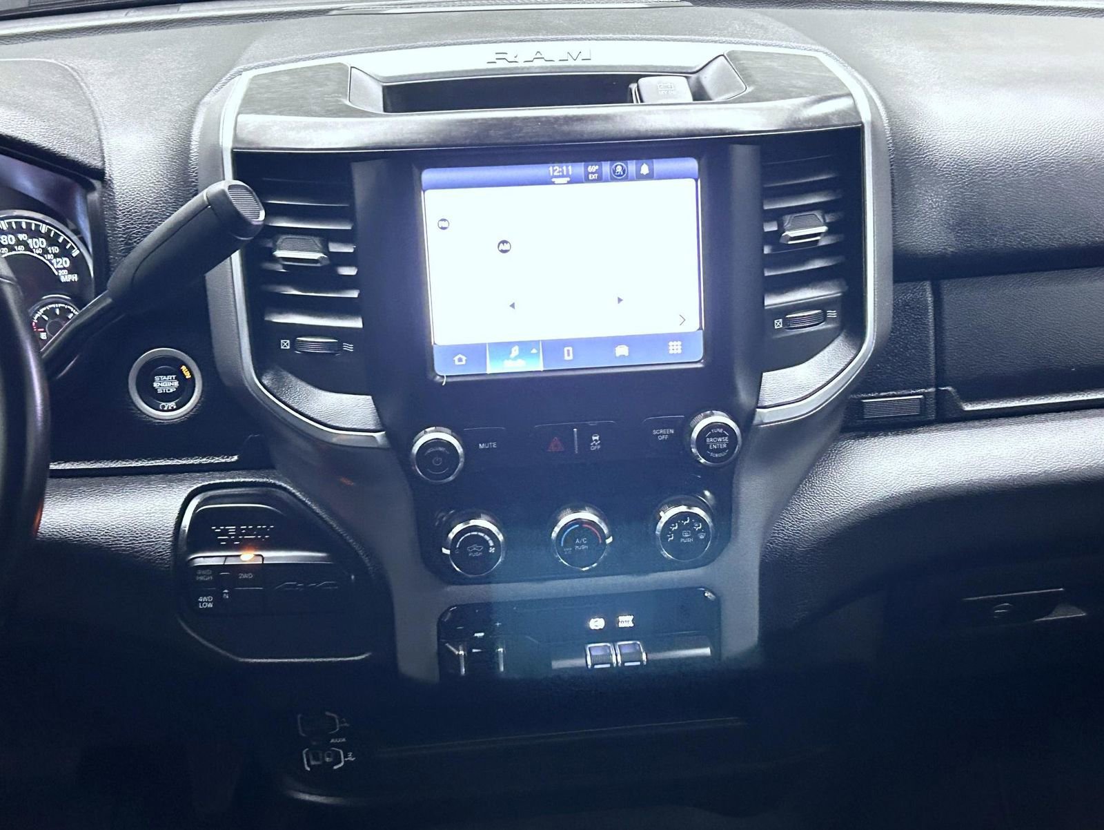 Used 2024 RAM 2500 Big Horn image 13