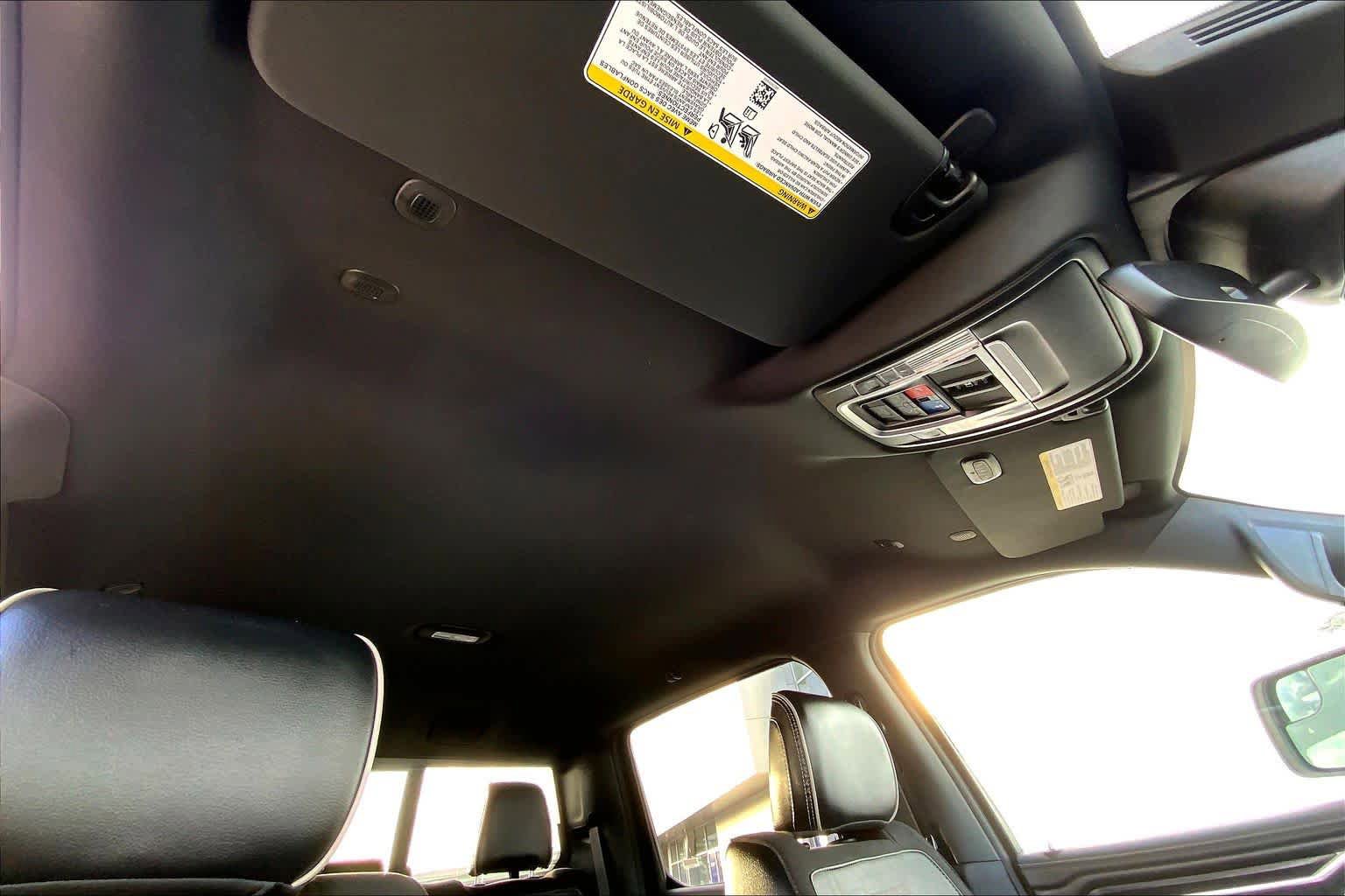 Used 2023 RAM 1500 Laramie AWD/4WD image 12