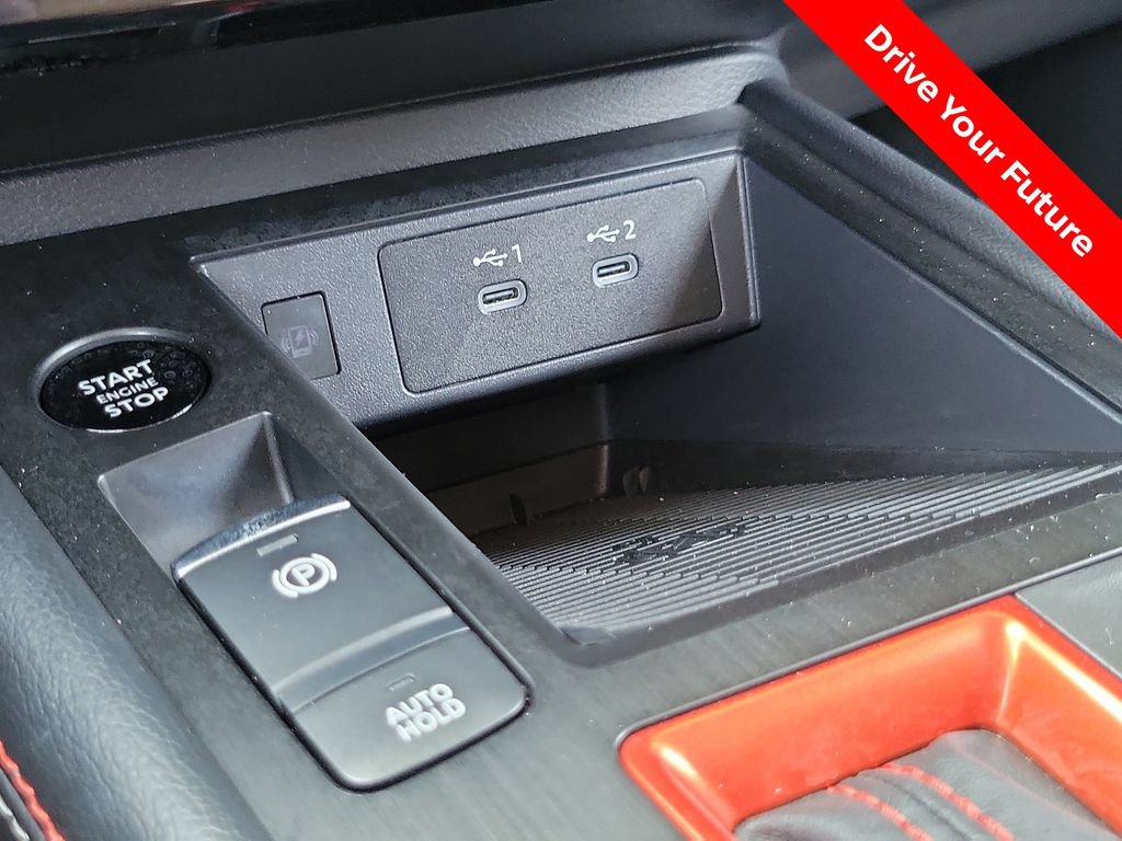 Certified 2026 Nissan Kicks SR FWD image 11