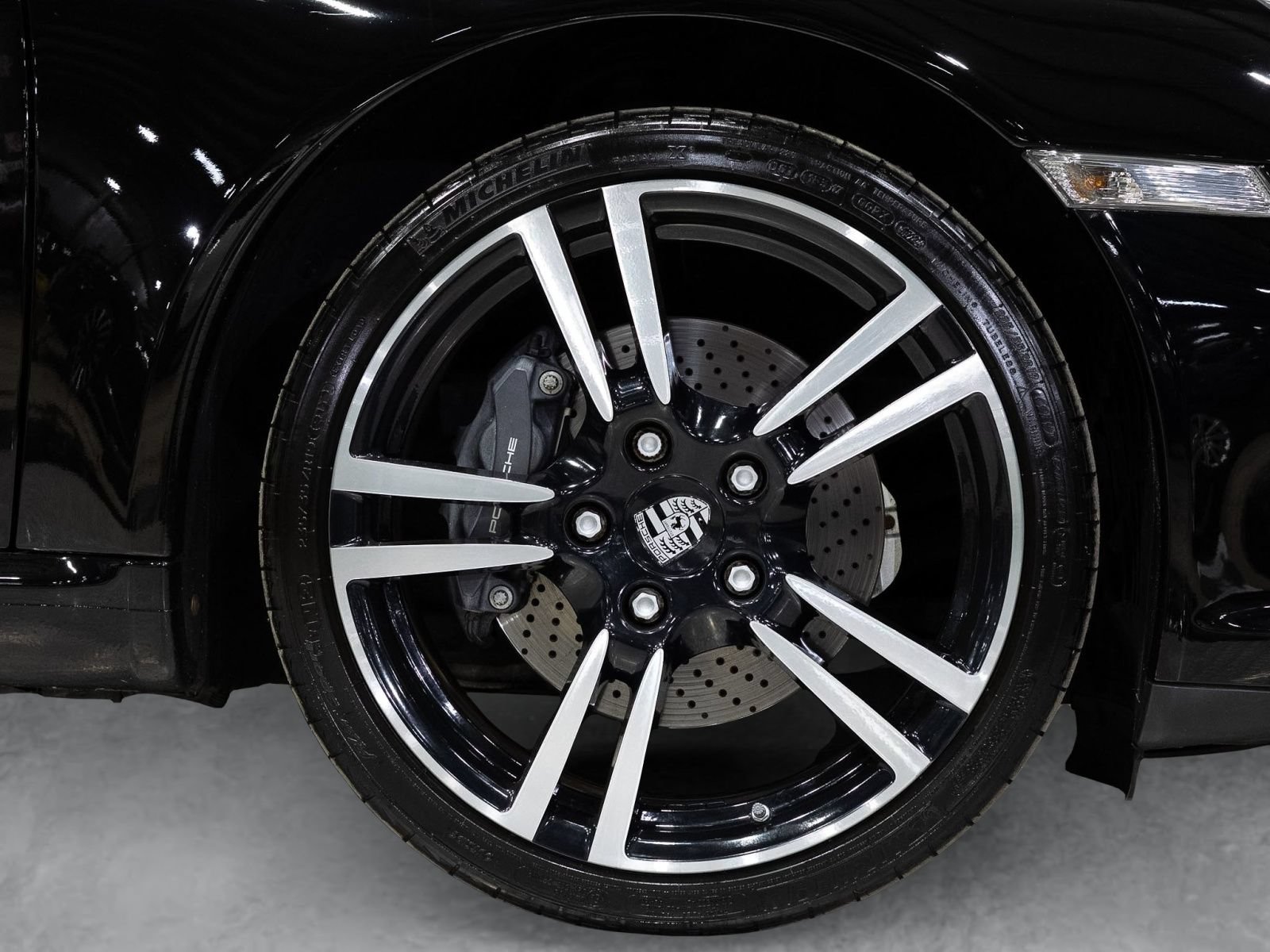 Used 2012 Porsche 911 Carrera Black Edition RWD image 8