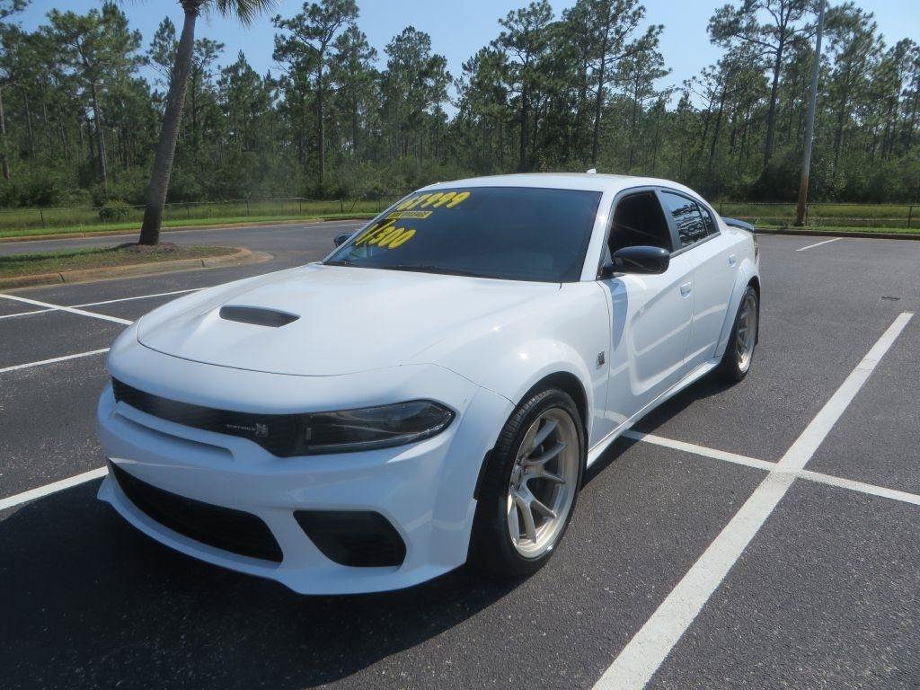 Used 2023 Dodge Charger Scat Pack RWD image 2