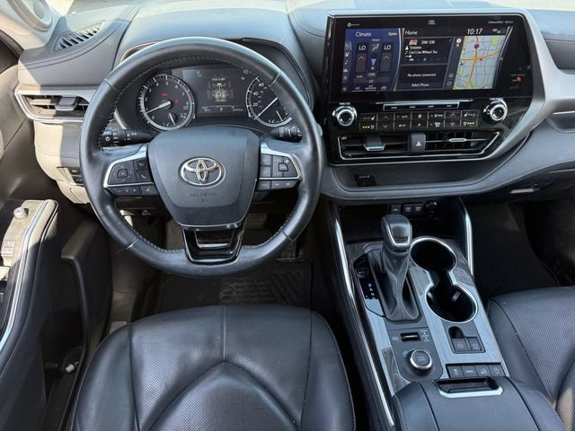 Used 2021 Toyota Highlander Limited AWD/4WD image 12