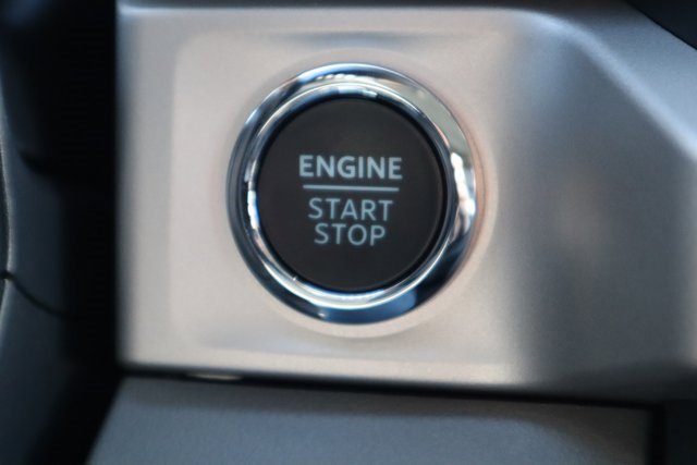 New 2026 Ford F250 XLT w/ XLT Premium Package image 13