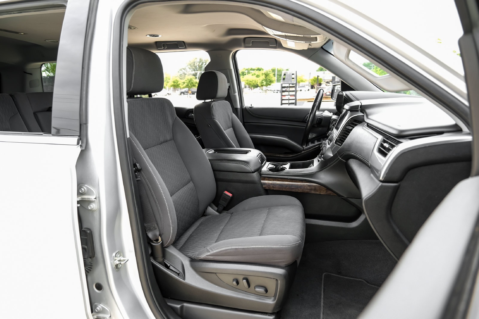 Used 2020 Chevrolet Tahoe LS RWD image 35