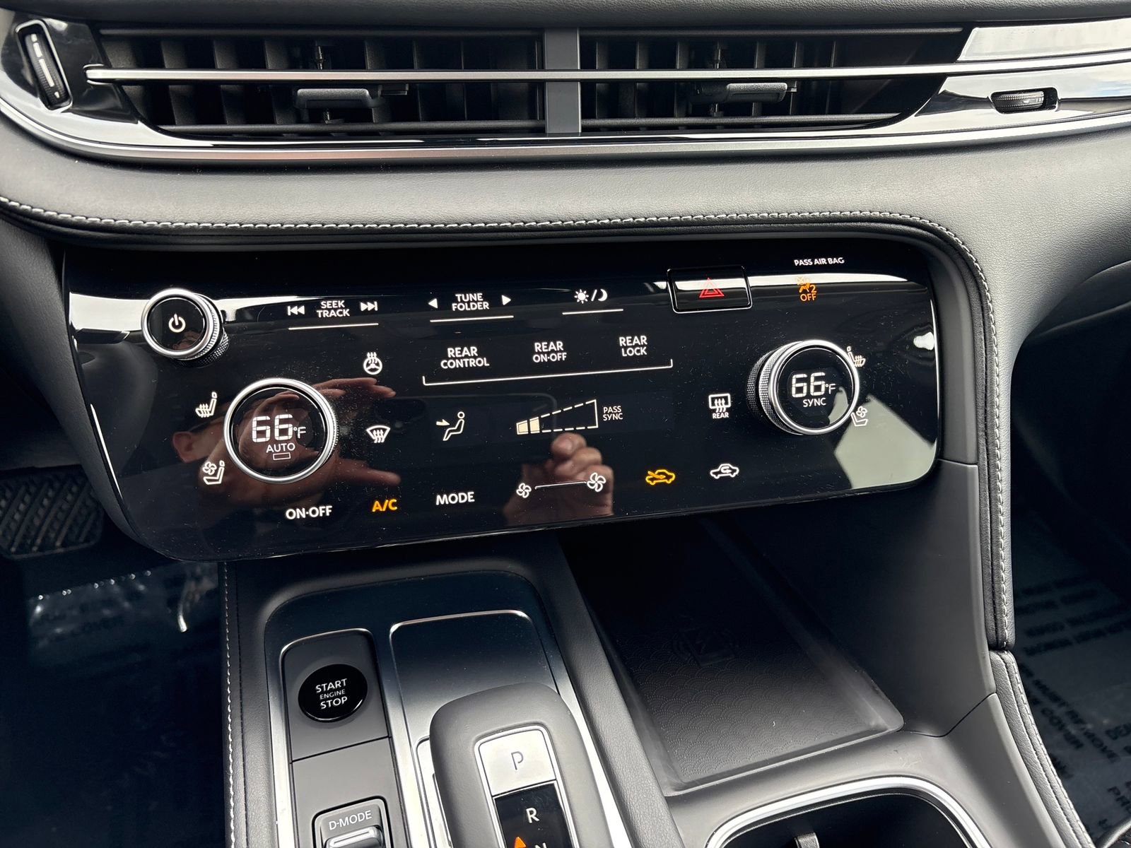 Certified 2026 INFINITI QX60 Luxe w/ Cargo Package image 17