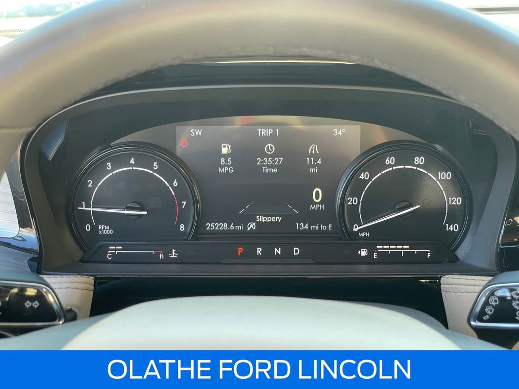 Used 2022 Lincoln Corsair AWD w/ Equipment Group 101A image 17