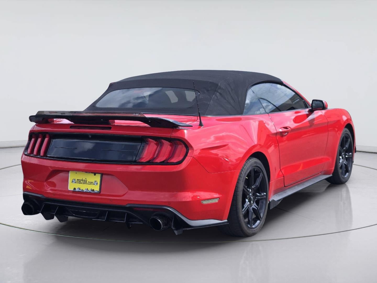 Certified 2022 Ford Mustang Premium RWD image 8