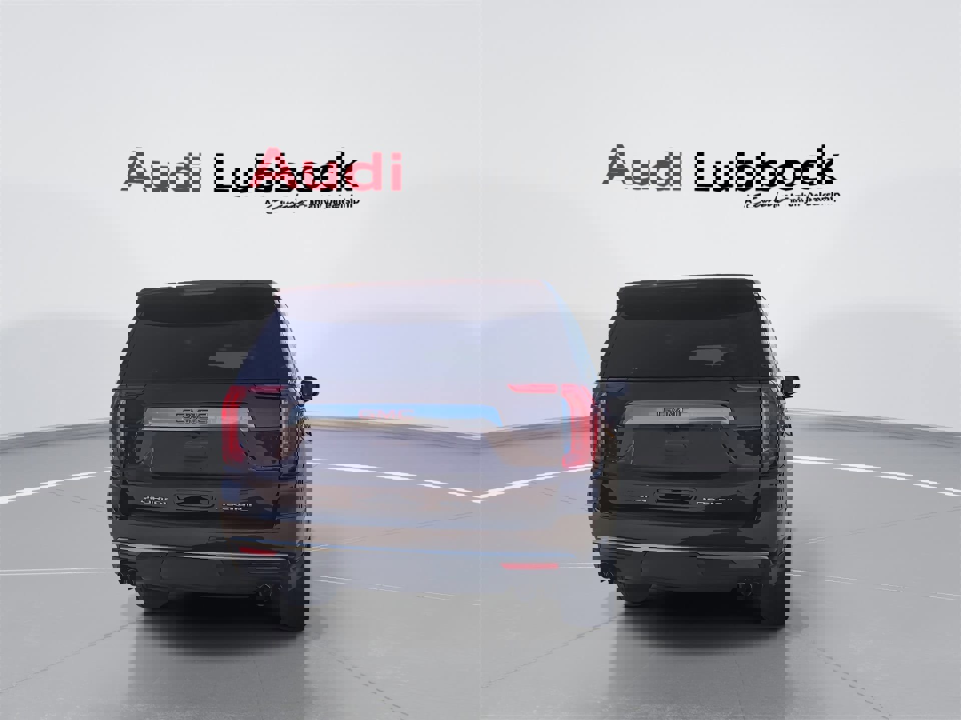 Used 2022 GMC Yukon XL Denali image 8