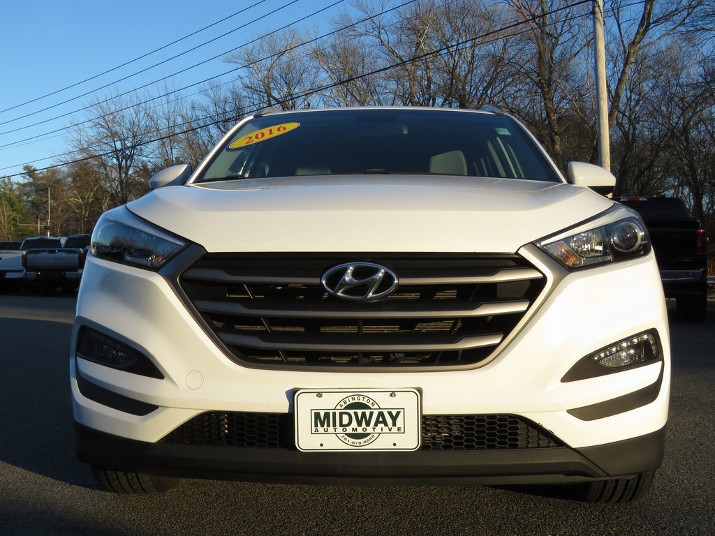 Used 2016 Hyundai Tucson SE w/ Option Group 02 image 2