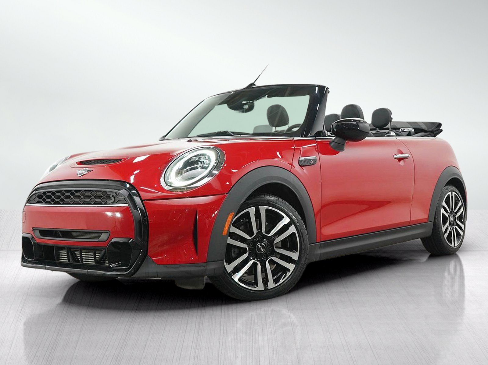 Used 2022 MINI Cooper S FWD image 2