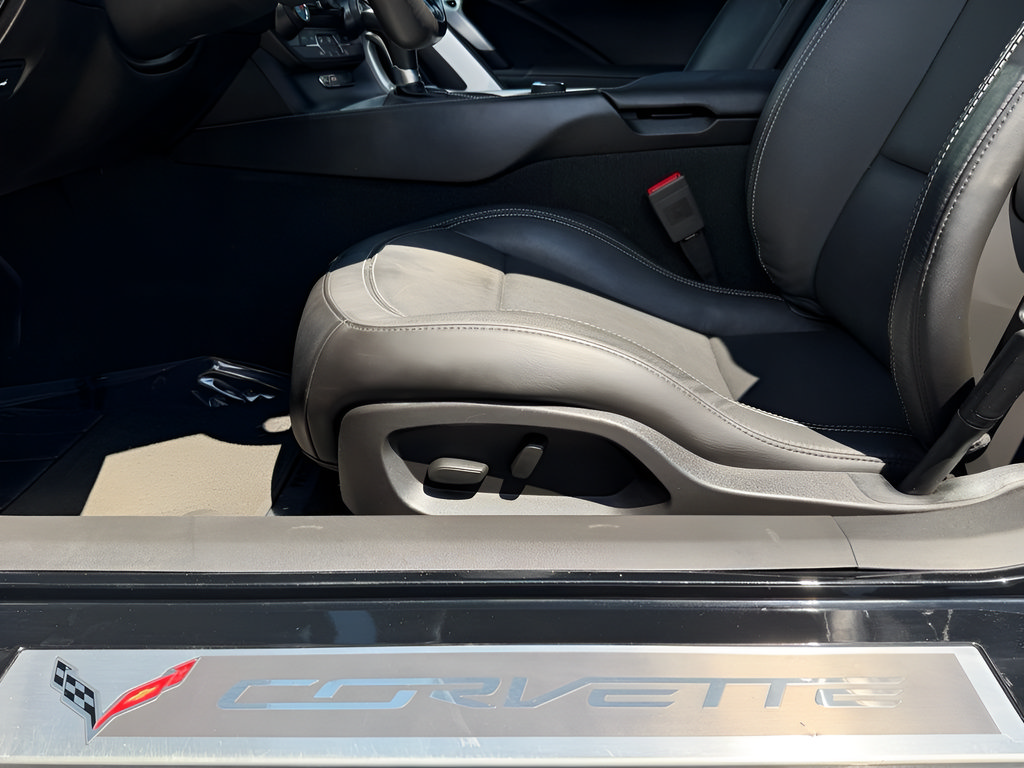Used 2017 Chevrolet Corvette Stingray Coupe w/ Battery Protection Package RWD image 43