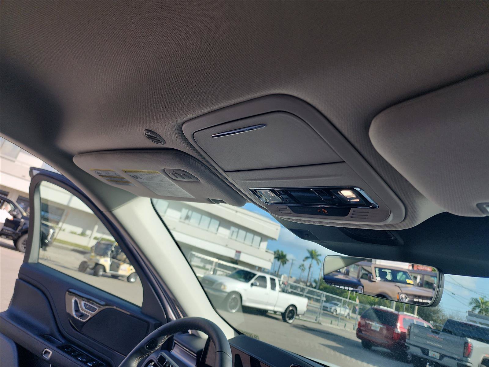 New 2026 Lincoln Aviator 2WD image 29
