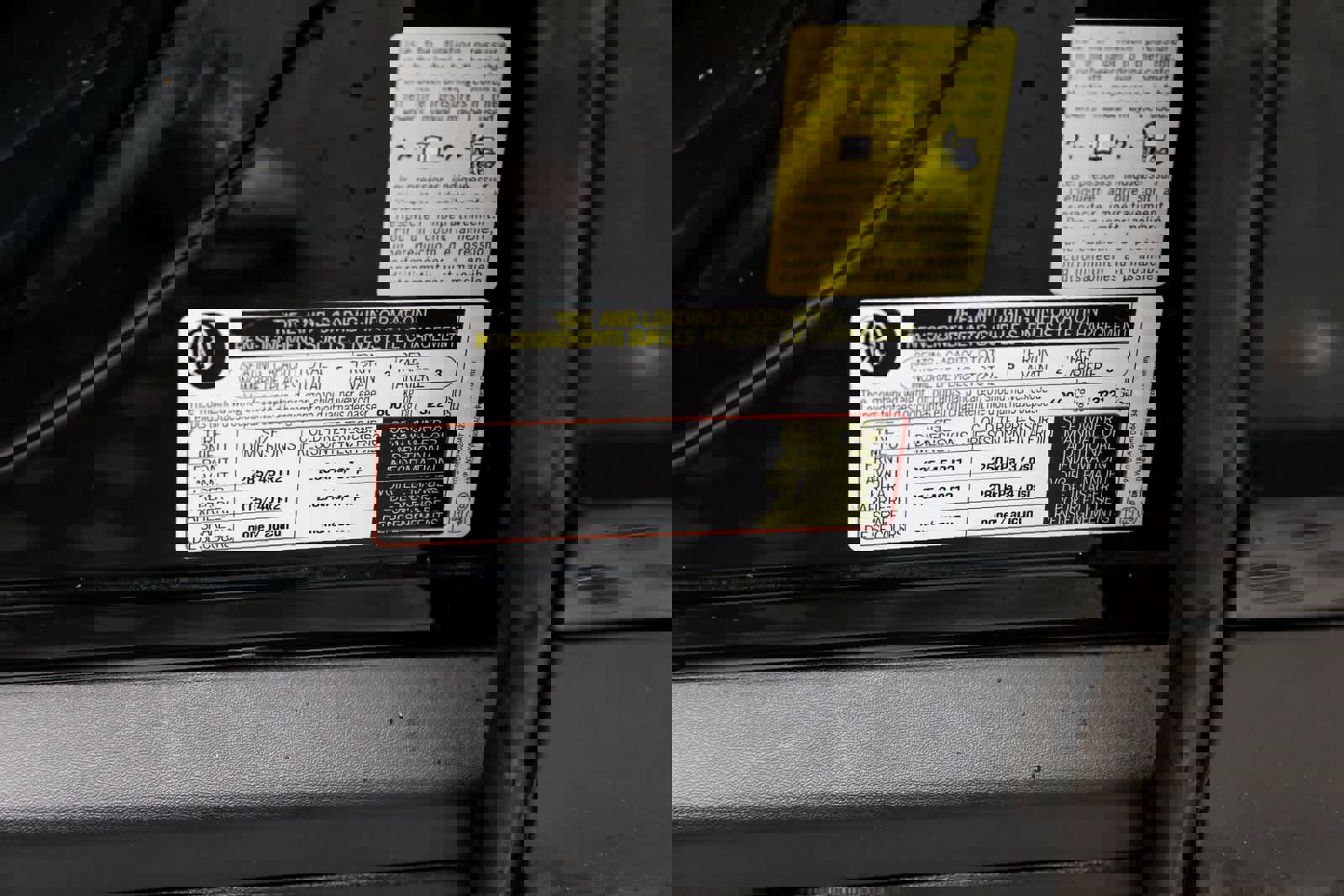 Used 2024 Porsche Cayenne S image 30