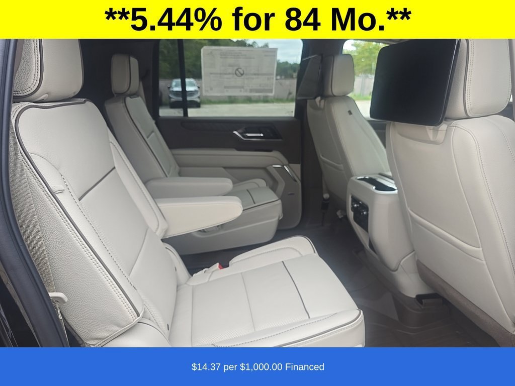 New 2026 GMC Yukon XL Denali w/ Denali Reserve Package AWD/4WD image 12