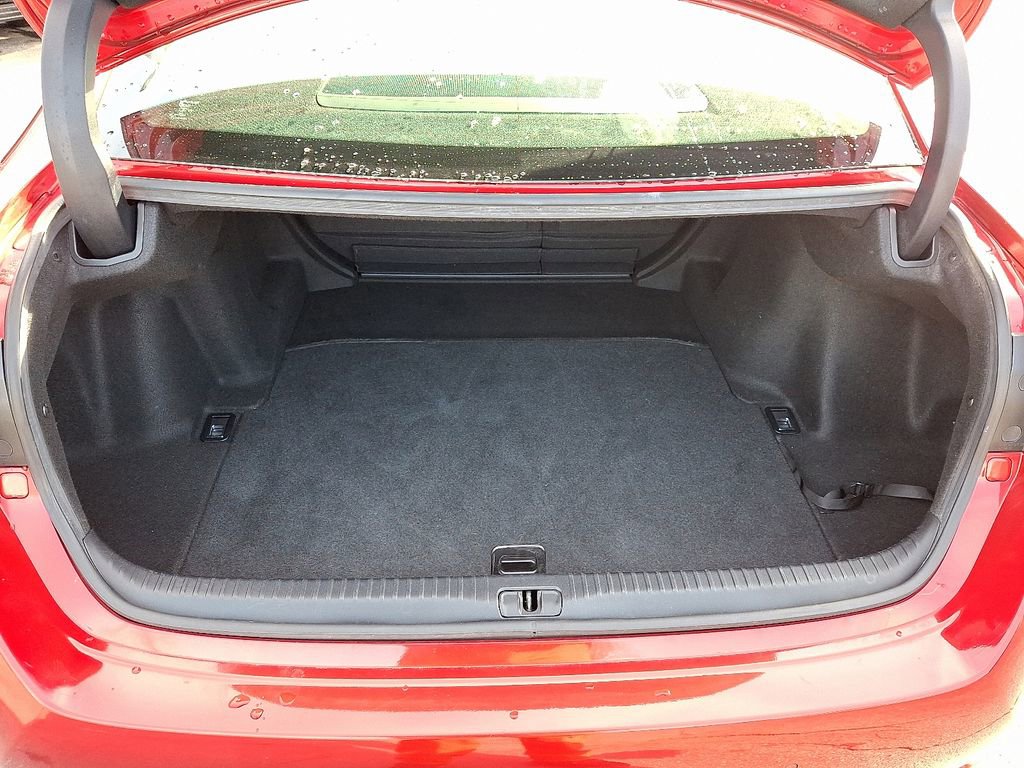 Used 2015 Lexus RC 350 w/ F Sport w/Summer Tires image 31